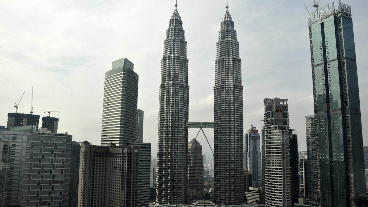 Mobil data i Malaysia: eSIM, lokalt SIM eller roaming?